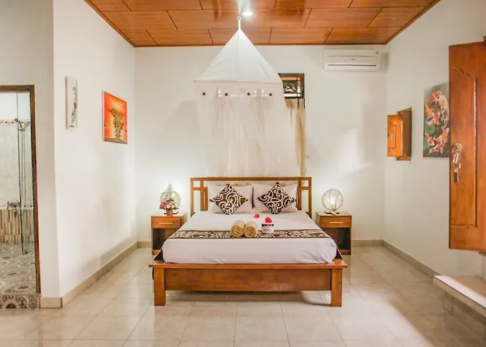 Guest house Artha Dewata 2*